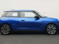 Gebraucht Mini Cooper Classic 135 kW (184 PS) 2025 Blau Kleinwagen