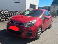 Gebraucht Kia Rio 90 PS (66 kW) 2016 Rot Kleinwagen