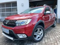 Gebraucht Dacia Sandero Prestige 90 PS (66 kW) 2020 Rot SUV