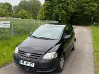 Gebraucht VW Fox 60 PS (44 kW) 2011 Schwarz Kleinwagen