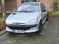 Gebraucht Peugeot 206 CC 138 PS (101 kW) 2001 Silber Cabrio