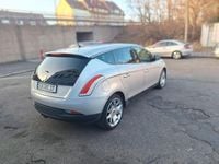 Gebraucht Lancia Delta 120 PS (88 kW) 2010 Grau Kleinwagen