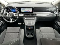 Gebraucht Mercedes V220 Style 163 PS (119 kW) 2025 Blau Van / Kleinbus