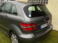 Gebraucht Mercedes B170 116 PS (85 kW) 2008 Grau Van / Kleinbus