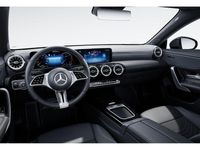 Gebraucht Mercedes CLA200 Progressive 150 PS (110 kW) 2024 Grau Limousine