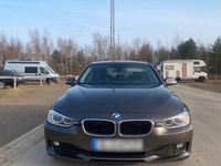 Gebraucht BMW 320 Comfort Edition 163 PS (119 kW) 2012 Braun Limousine