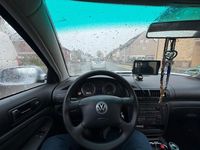 Gebraucht VW Passat 102 PS (75 kW) 2001 Silber Limousine