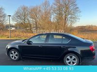 Gebraucht Skoda Octavia Elegance 140 PS (102 kW) 2015 Schwarz Kleinwagen
