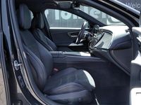 Gebraucht Mercedes E220 AMG 197 PS (144 kW) 2024 Grau Limousine