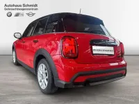 Gebraucht Mini Cooper 136 PS (100 kW) 2024 Chili red Kleinwagen