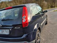 Gebraucht Ford Fiesta 60 PS (44 kW) 2005 Blau Kleinwagen