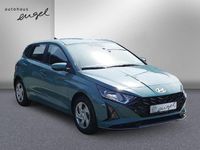 Neu Hyundai i20 Select 101 PS (74 kW) 2025 Grün Kleinwagen