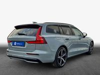 Gebraucht Volvo V60 145 PS (106 kW) 2025 Kombi