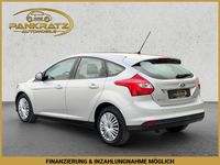 Gebraucht Ford Focus Champions Edition 128 PS (94 kW) 2013 Silber Limousine