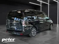 Gebraucht Mercedes V220 Style 163 PS (119 kW) 2025 Schwarz Van / Kleinbus