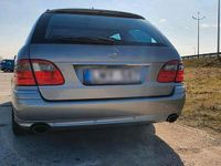 Gebraucht Mercedes E320 224 PS (164 kW) 2007 Grau Kombi