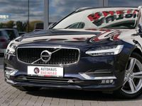 Gebraucht Volvo V90 Momentum 235 PS (172 kW) 2019 Blau Kombi