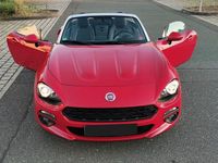 Gebraucht Fiat 124 Spider 140 PS (102 kW) 2016 Rot Cabrio