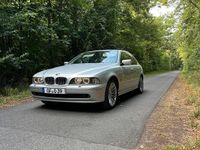 Gebraucht BMW 525 192 PS (141 kW) 2002 Silber Limousine