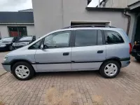 Gebraucht Opel Zafira 116 PS (85 kW) 2000 Silber Van / Kleinbus