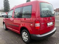 Gebraucht VW Caddy Trendline 102 PS (75 kW) 2012 Rot Van / Kleinbus