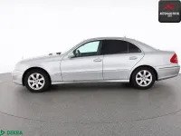 Gebraucht Mercedes E200 Elegance 184 PS (135 kW) 2006 Iridiumsilber Limousine