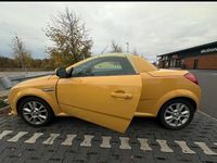 Gebraucht Opel Tigra 90 PS (66 kW) 2006 Gelb Cabrio