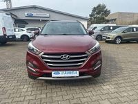 Gebraucht Hyundai Tucson Trend 177 PS (130 kW) 2016 Rot SUV