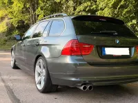 Gebraucht BMW 330 453 PS (333 kW) 2009 Grün Kombi