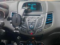 Gebraucht Ford Fiesta Titanium 101 PS (74 kW) 2015 Silber Limousine