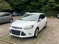 Używany Ford Focus 110 KM (80 kW) 2012 Biały Kombi