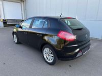 Gebraucht Fiat Bravo Dynamic 90 PS (66 kW) 2008 Schwarz Kleinwagen