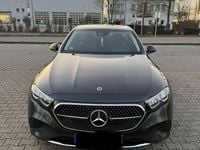 Gebraucht Mercedes E220 Advanced 197 PS (144 kW) 2024 Grau Limousine