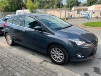 Gebraucht Ford Focus Titanium 116 PS (85 kW) 2013 Grau Kleinwagen