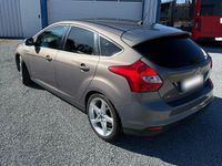 Usata Ford Focus Titanium 182 CV (133 kW) 2012 Marrone Berlina