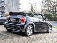 Gebraucht Mini One Cabriolet 102 PS (75 kW) 2021 Midnight black Cabrio
