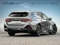 Gebraucht BMW 520 M Sport 197 PS (144 kW) 2025 Oxidgrau ii metallic Kombi