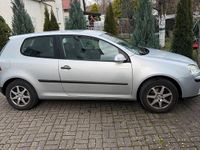 Gebraucht VW Golf V 90 PS (66 kW) 2004 Silber Kleinwagen