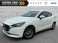 Używany Mazda 2 Exclusive-Line 90 KM (66 kW) 2023 Biały Hatchback