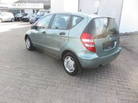 Gebraucht Mercedes A160 Classic 82 PS (60 kW) 2005 Grün Kleinwagen