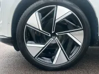 Gebraucht Volvo EX90 Performance 380 kW (517 PS) 2025 Crystal weiß perleffekt SUV