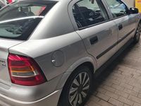 Gebraucht Opel Astra 100 PS (73 kW) 2001 Silber Kleinwagen