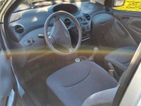 Gebraucht Toyota Yaris 65 PS (47 kW) 2002 Grau Kleinwagen