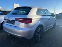 Gebraucht Audi A3 Attraction 122 PS (89 kW) 2014 Silber Limousine