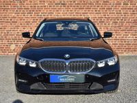 Gebraucht BMW 320 Advantage 190 PS (139 kW) 2020 Schwarz Kombi