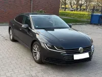 Usata VW Arteon 150 CV (110 kW) 2019 Nero Utilitaria