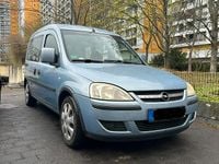 Second-hand Opel Combo 97 CP (71 kW) 2006 Albastru Monovolum