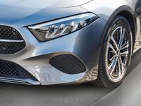 Gebraucht Mercedes A180 Advanced 136 PS (100 kW) 2024 Mountain grau Limousine