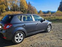 Gebraucht Kia Ceed Edition 7 90 PS (66 kW) 2012 Grau Kleinwagen