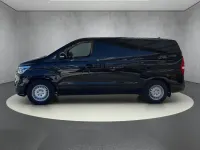 Gebraucht Hyundai H-1 Premium 170 PS (125 kW) 2020 Timeless black Van / Kleinbus